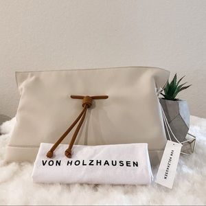 Von Holzhausen Clutch in Oatmeal